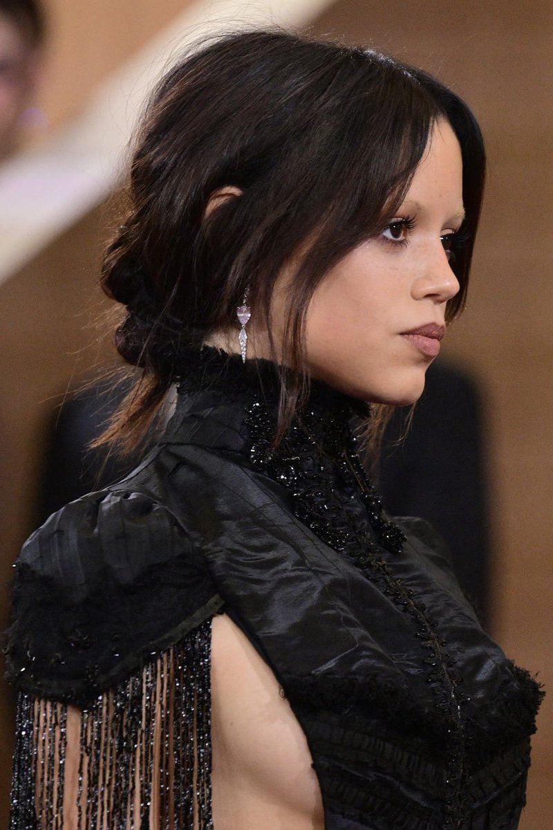 cairobow's tweet image. jenna ortega the woman that you are