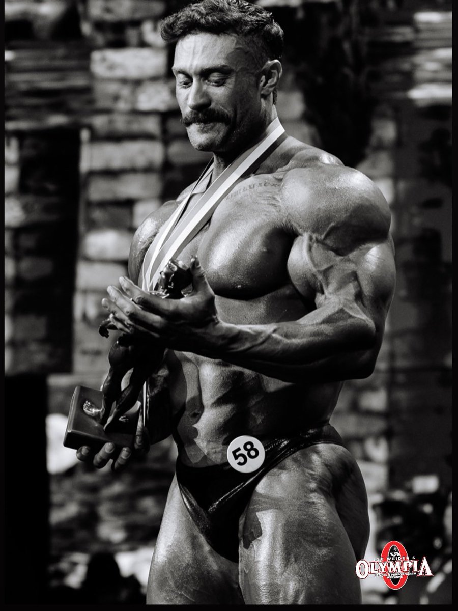 **A Classic Exit**
Six-Time Classic Physique Olympia Champion Chris Bumstead 🧨

📸 michael.deckena 

 #mrolympia #classicphysique