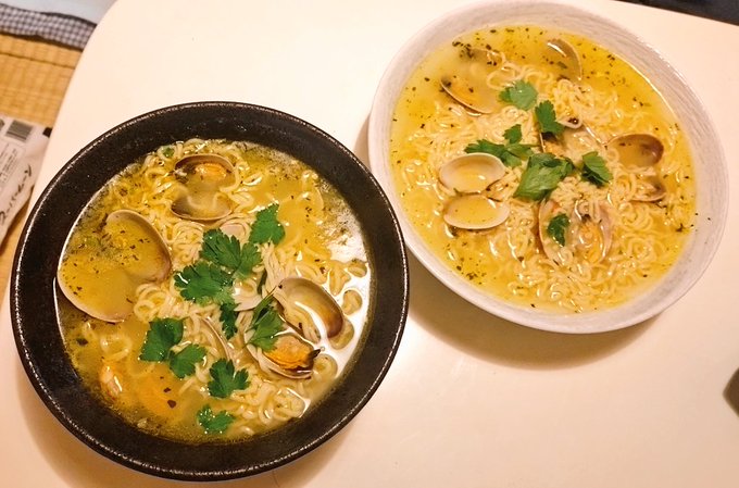 サッポロ一番ボンゴレ・ビアンコラーメン 