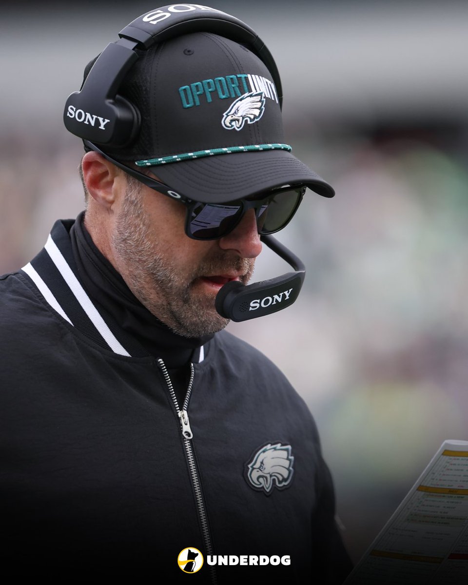 UnderdogNFL's tweet image. Eagles drives after halftime:

Downs
FG
Punt
FG
Punt
Punt