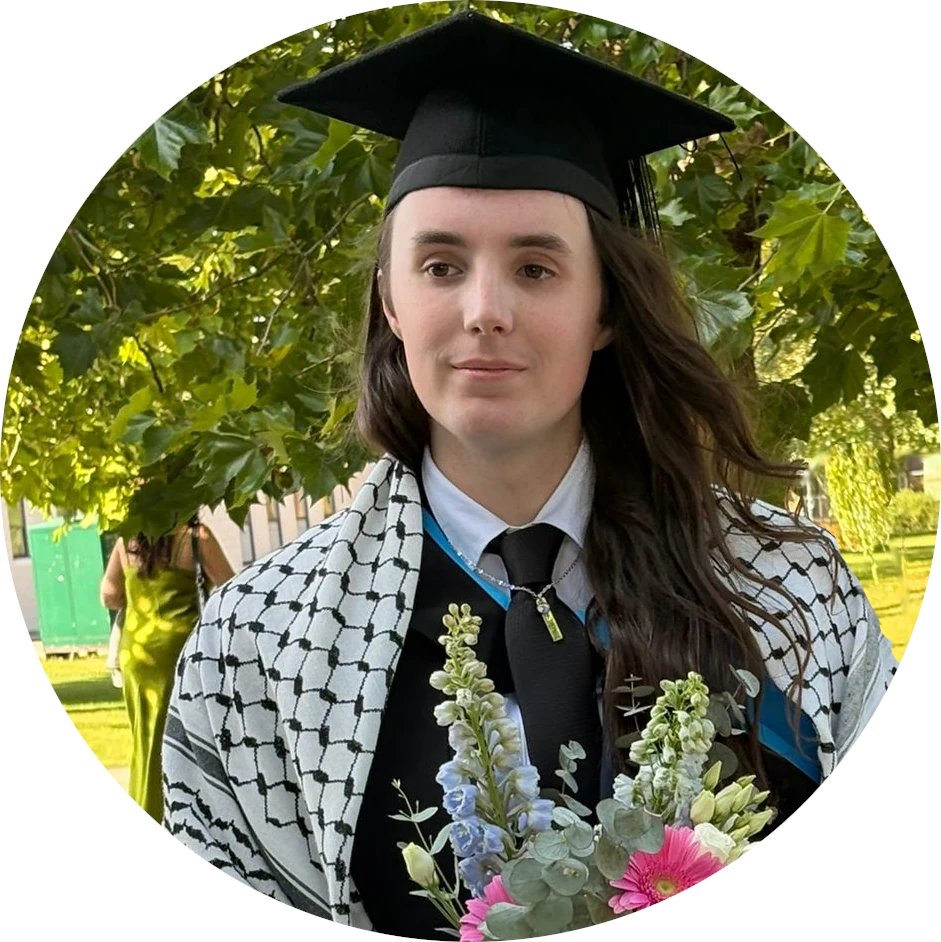 MrAndyNgo's tweet image. In an emergency injunction from one of the highest courts in the UK, a judge has unmasked a ringleader or member of a trans violent extremist cell. 

Trans militant Autumn Redpath was named by the judge after the Free @SpeechUnion took legal action when extremist group Back Back…