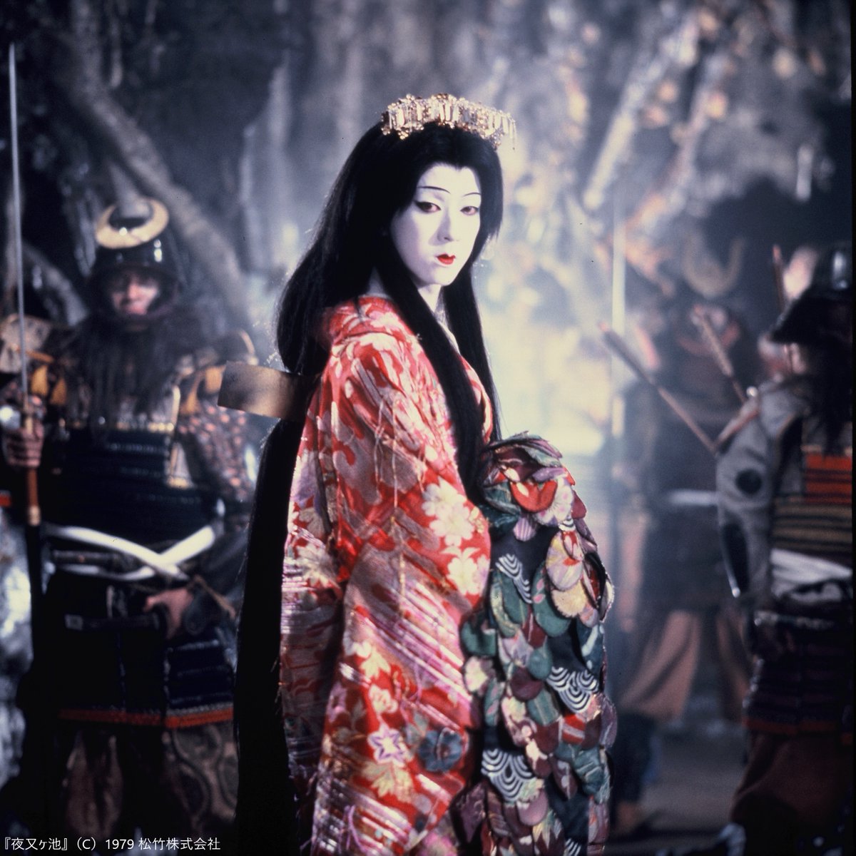 shin_bungeiza's tweet photo. ＿＿＿＿＿＿＿＿＿＿＿＿＿＿＿＿＿＿＿＿
◤妖艶と幻想と迫力、色褪せぬ孤高の芸術◢
￣￣￣￣￣￣￣￣￣￣￣￣￣￣￣￣￣￣￣￣
🗓️1/23(金)･27(火)･30(金)【2本目割】

●『夜叉ヶ池 4Kデジタルリマスター版』
監督: 篠田正浩
出演: 坂東玉三郎、加藤剛、山崎努
┈┈┈┈┈
《✦1/27(火)上映後トーク✦》
＼樋口尚文の千夜千本LIVE／
･ 樋口尚文さん (映画監督･映画評論家)
┈┈┈┈┈
▼https://t.co/B9qW4FuaEJ

#新文芸坐 #名画座 #映画 #池袋