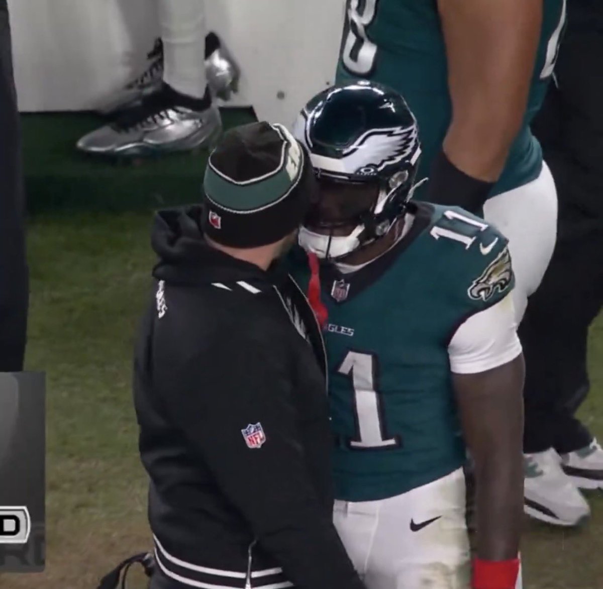 jasrifootball's tweet image. Will AJ Brown be on a new team next year?