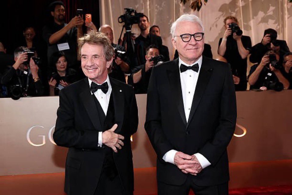 VivianT45267568's tweet image. GOD DAMN FINALLY