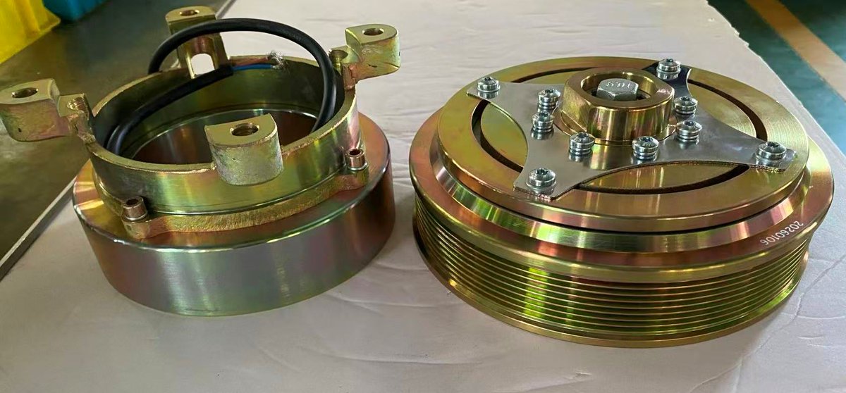 Bus AC Magnetic Clutch for Bitzer 4NFCY compressors. JJQY Bus AC Magnetic Clutches Manufacturing since 2002. Sean/+86 18770921185 / sean@qiyuanautoparts.com qiyuanautoparts.com