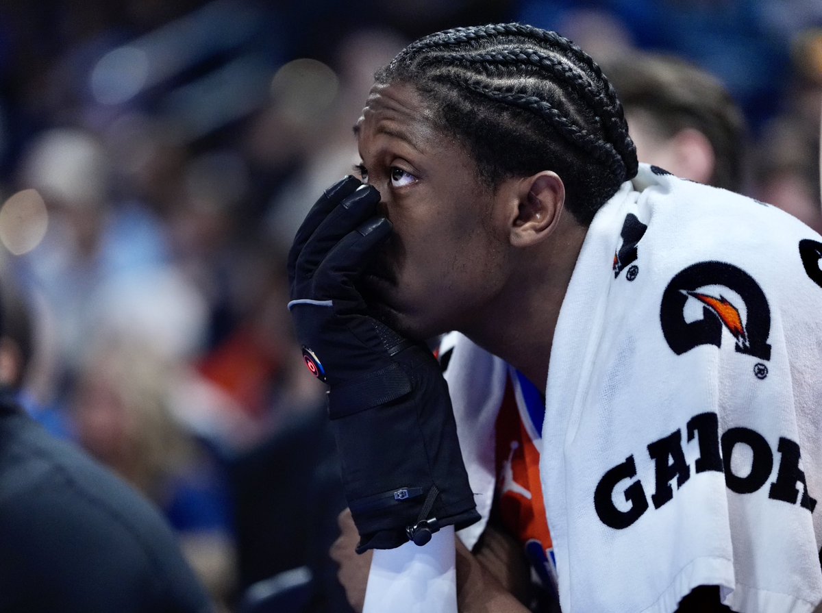 Justintohoops's tweet image. Jalen Williams is wearing a heated glove on his right shooting wrist tonight when he’s not in the game. He spoke yesterday about continuing to work through the injury:

“This injury is not something where you get it, have two hand surgeries and then it’s, ‘Alright, you’re good to…