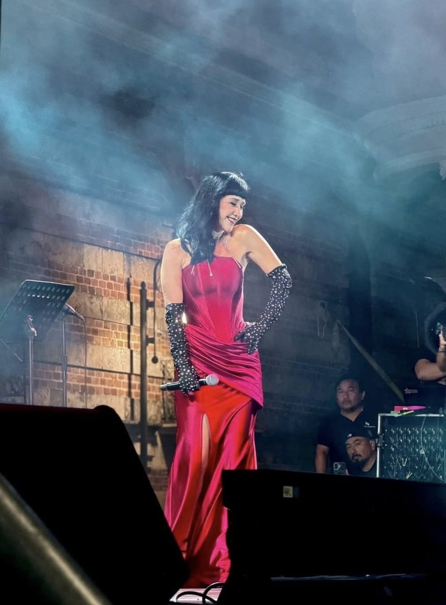 lo hermosa que estaba