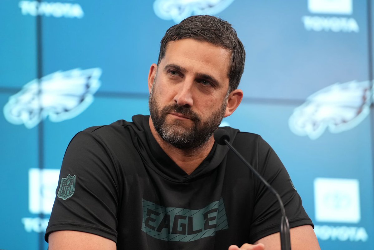 NagleNFL's tweet image. Not really sure how you can justify Nick Sirianni being the #Eagles HC, in 2026.

An *offensive-minded* HC who can’t help a struggling offense, is a lousy HC.

Firing Kevin Patullo is a bandaid.

Firing Nick Sirianni is the solution.