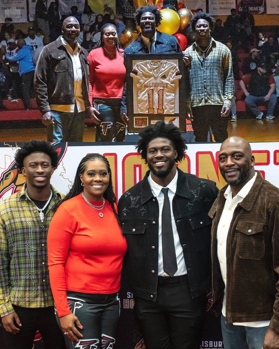AtlantaFalcons's tweet image. .@JalonWlaker's jersey was retired at Salisbury High School this weekend 🥹
