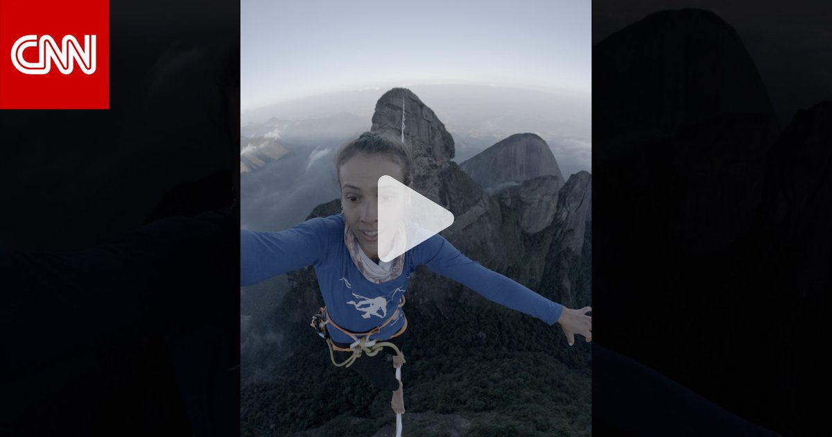 هل تملك الجرأة الكافية للمشي فوق الفراغ؟.. مشاهد تخطف الأنفاس لامرأة على حبل رفيع 