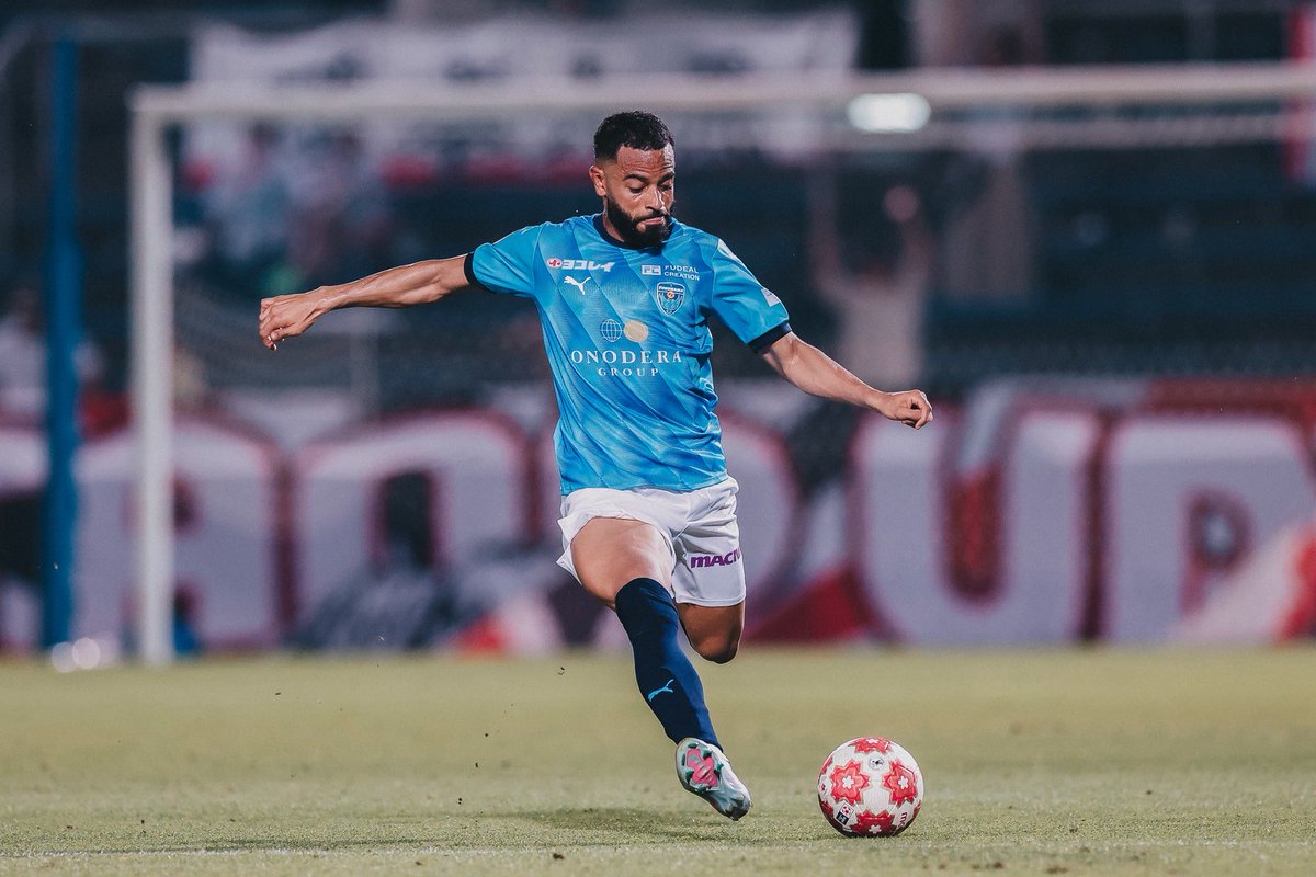 yokohama_fc's tweet image. #レオバイーア 選手が、契約満了に伴い、クラブを離れることが決定しましたのでお知らせいたします。

レオバイーア選手、2シーズンにわたり横浜FCのために戦ってくれて、本当にありがとうございました。…