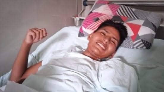 Un día como hoy, hace 3 años, en #Cusco, Remo Candia fue asesinado y Rosalino Florez recibió 36 perdigones de plomo en la espalda que, 2 meses después, le arrebataron la vida.

Los seguiremos recordando y exigiendo que sus muertes no queden impunes. 

¡Remo y Rosalino presentes!