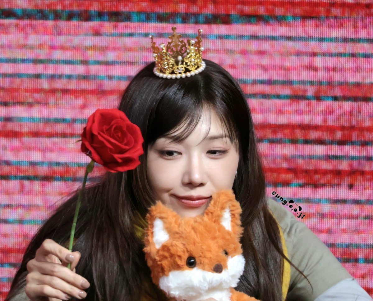 Apink 260111  🇰🇷MS✏️
🐶
.
.
.
.
.
.

#鄭恩地 #郑恩地 
#에이핑크 #Apink
#정은지 #Eunji