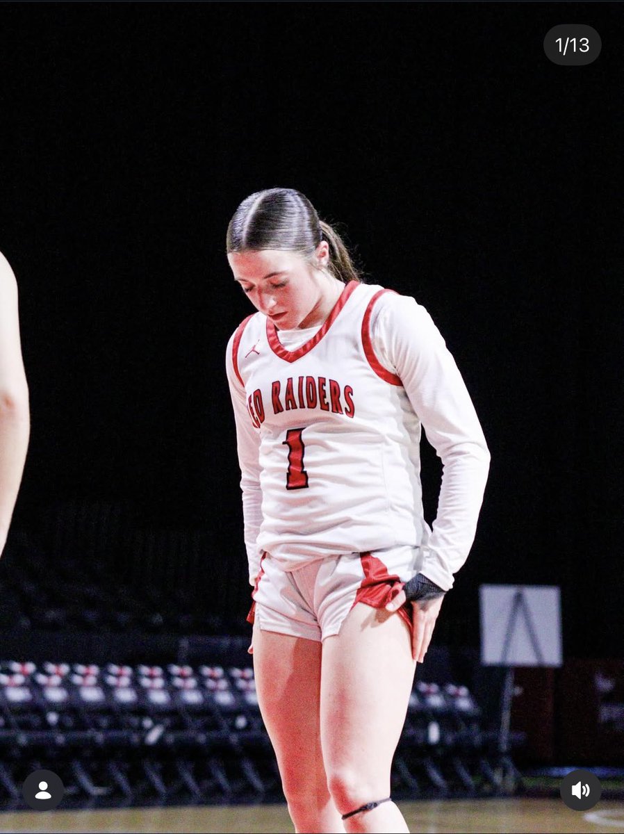 LanaHobday10's tweet image. It was so much fun and such a great opportunity to play at the Now Arena before the Windy City Bulls Game this weekend with my Huntley High School basketball team 🏀⛹🏻‍♀️#1redraiders @HuntleyGBB  @IMG_Carroll_09 @HuntleySoftball