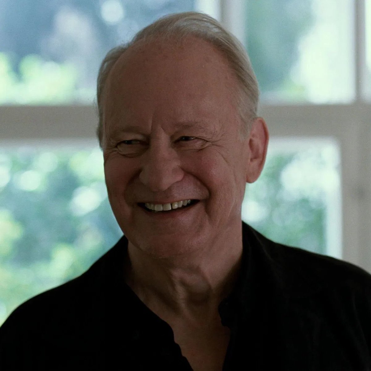SeriesBrasil's tweet image. 🏆 STELLAN SKARSGÅRD vence o Globo de Ouro de “Melhor Ator Coadjuvante em Filme” por Valor Sentimental. #GoldenGlobes