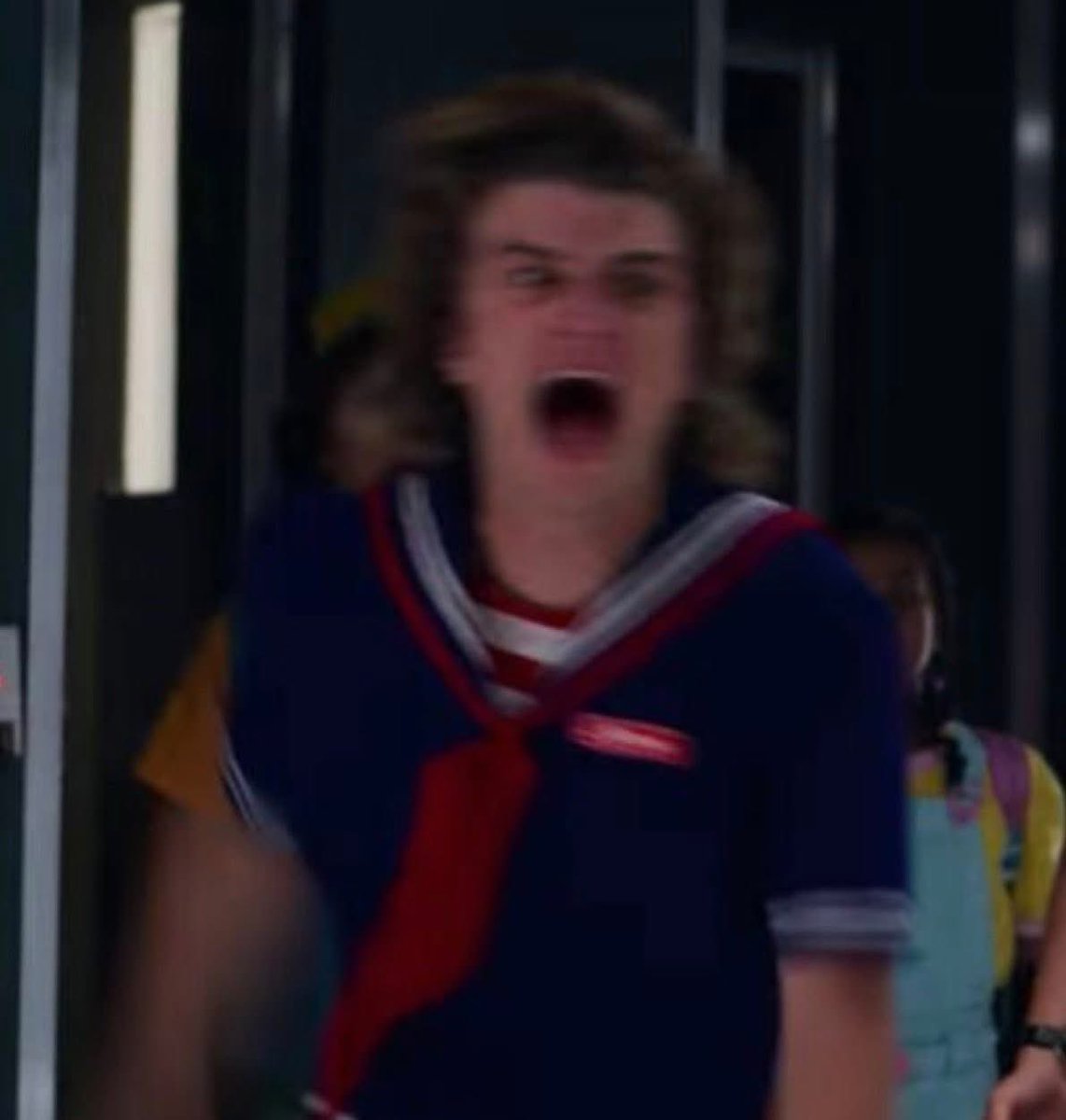 WE GOT A BYLER KISS?
