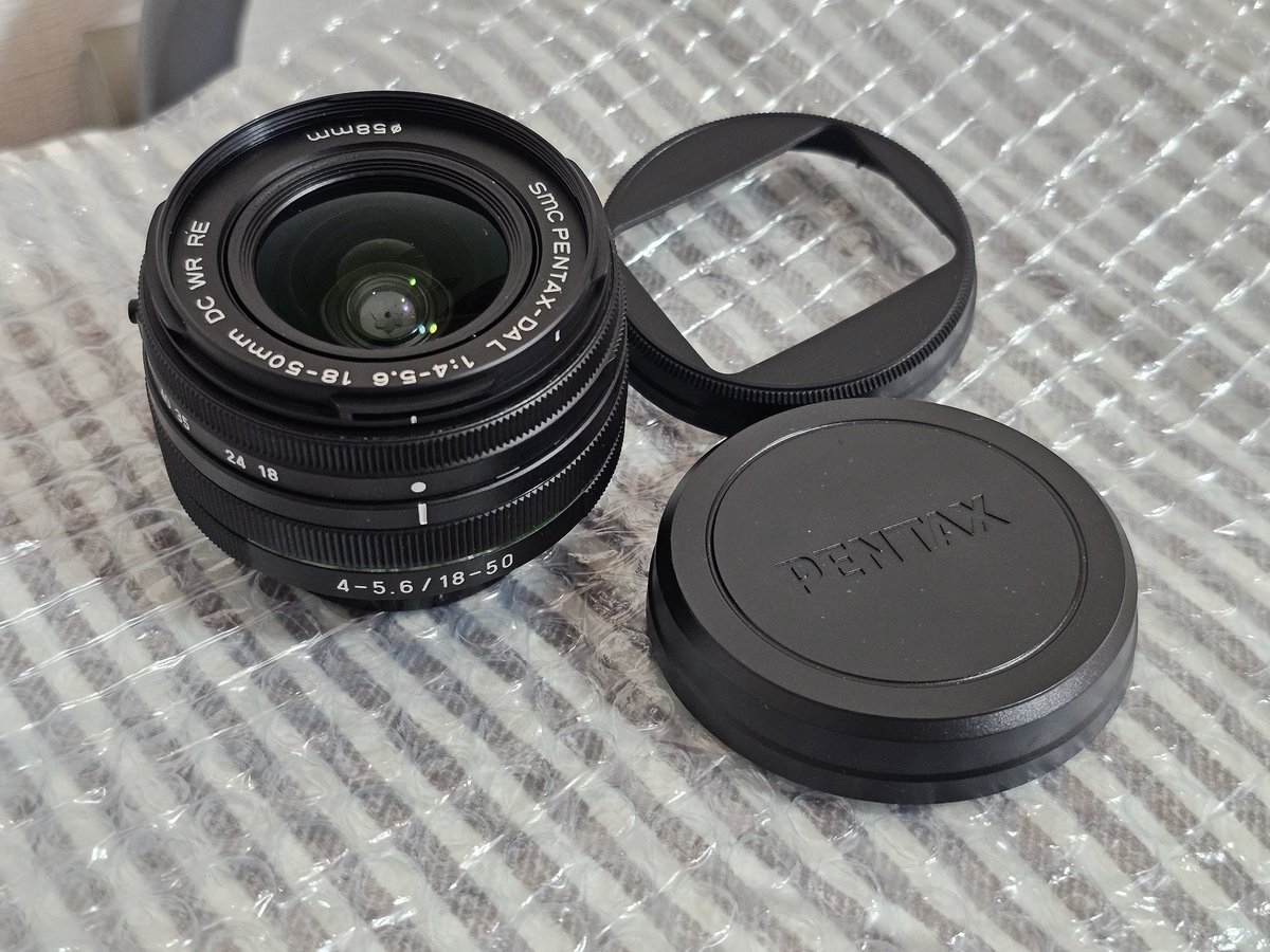 smc PENTAX-DA L 18-50mm F4-5.6 DC WR RE パンケーキズームレンズが