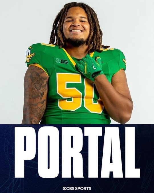 Oregon DL Tionne Gray is going to enter the transfer portal, per his agent <a href="/whynotjoshua/">Joshua</a> 
247sports.com/player/tionne-…