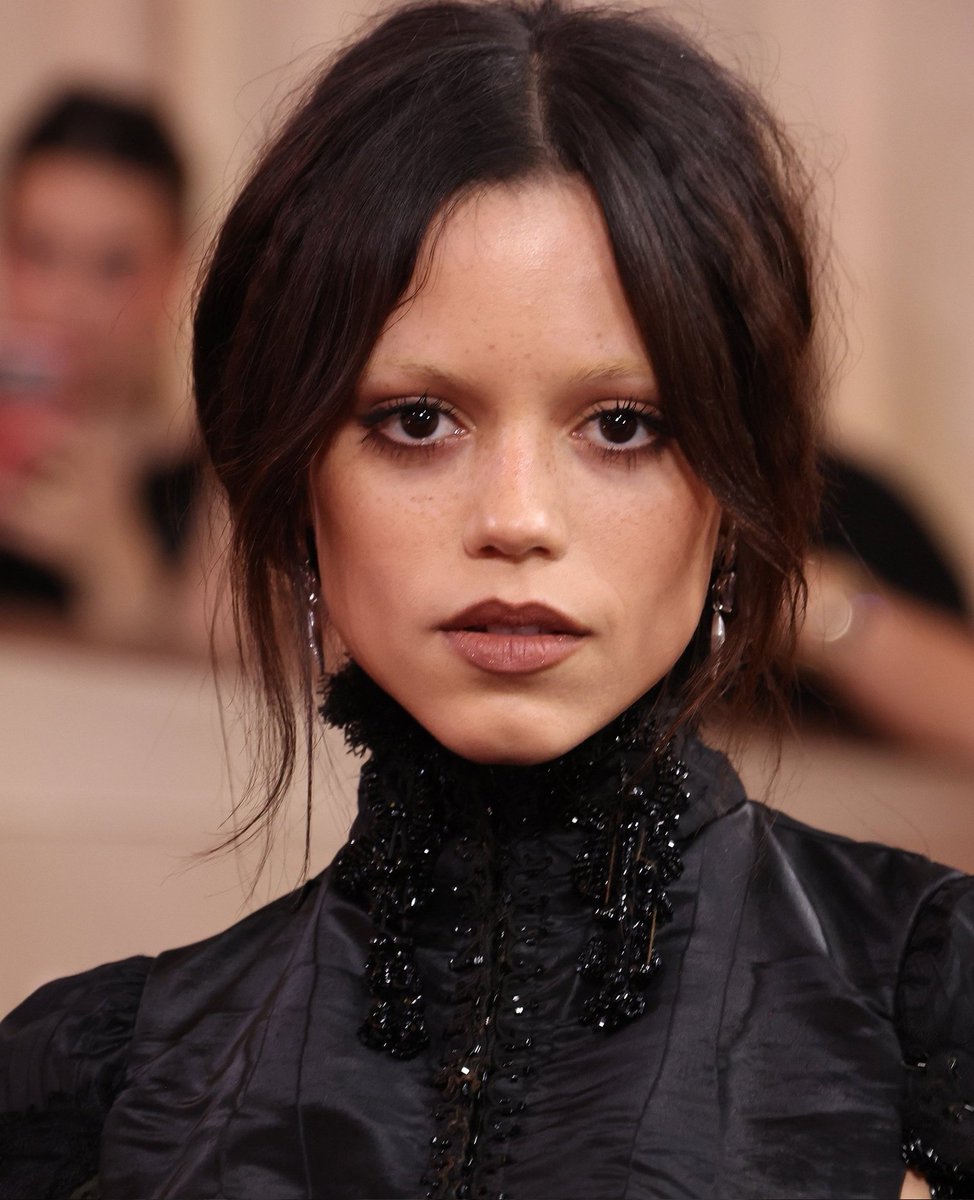 evyncoment's tweet image. Face card 🗿