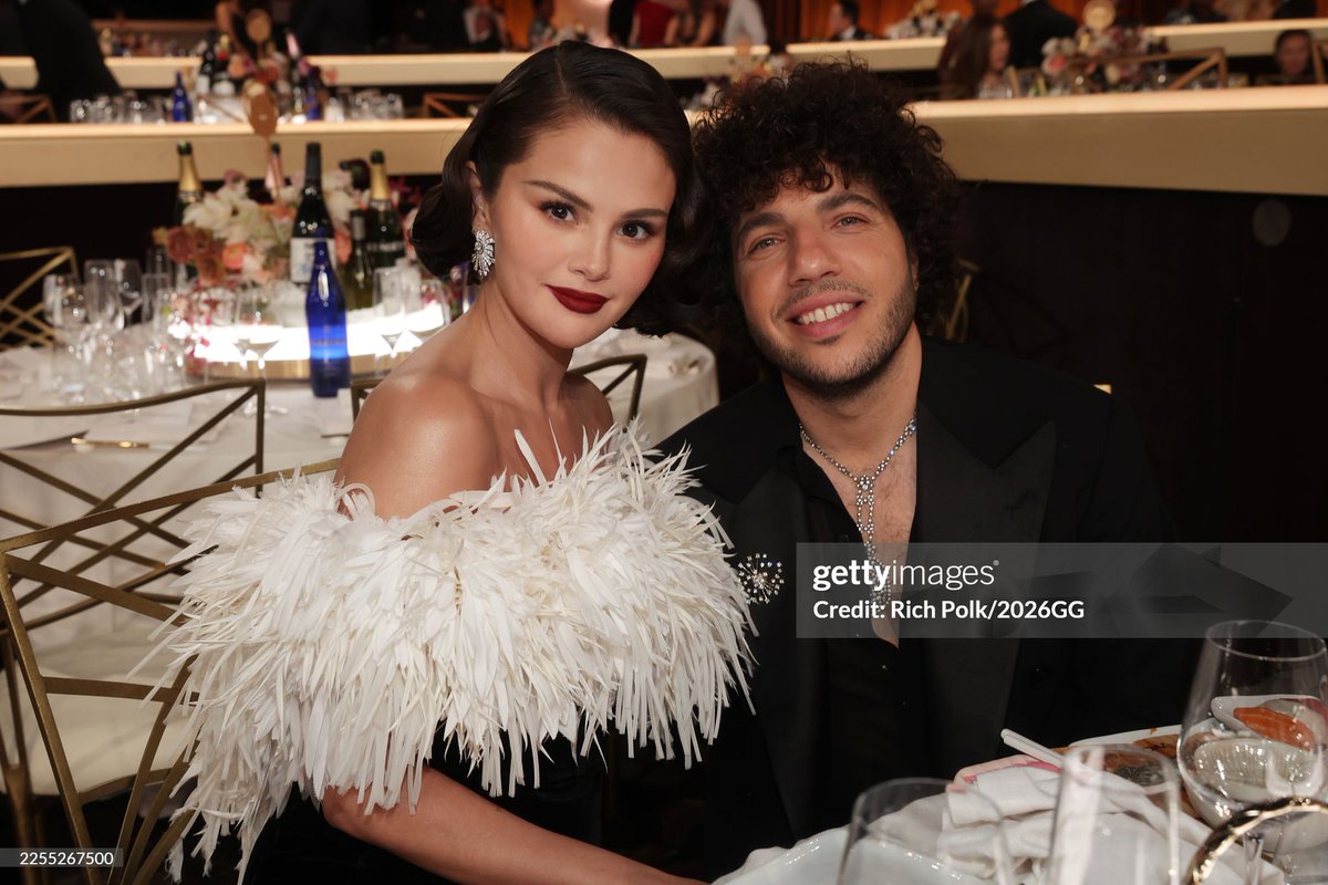 Selena and Benny at the #GoldenGlobes