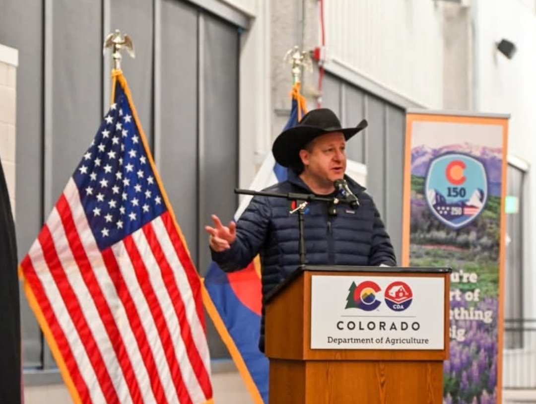 Here's how I define "chutzpah."

The governor who unleashed wolves on rural Colorado shows up to the National Western Stock Show to pretend he backs ranchers.

What a fraud. 

#Copolitics #coleg <a href="/GovofCO/">Governor Jared Polis</a> #colorado