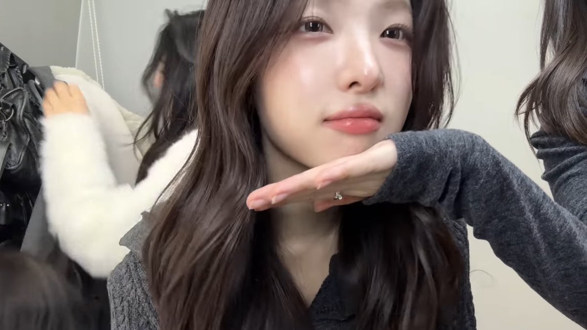 remember_u7's tweet image. 어제자 브이로그 느좋그잡채••