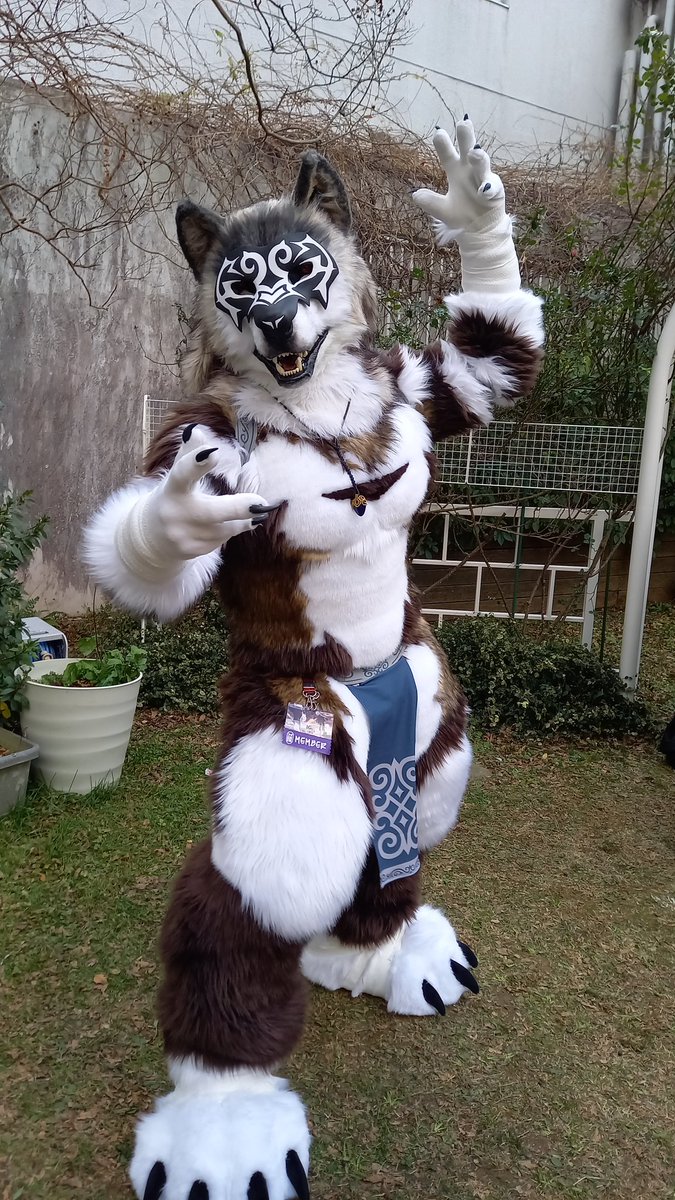 seitensourou's tweet image. ずっとずっと気になってた子④
牙吼座さん（@G4KUZA ）

TLでしか姿を見た事無くて今回会えると期待していたら、まさかのフル化！！
しかも出陣直前にエレベーターで遭遇！！✨🐺✨
初のツーショも頂けて大変光栄でした！！✨🙏✨