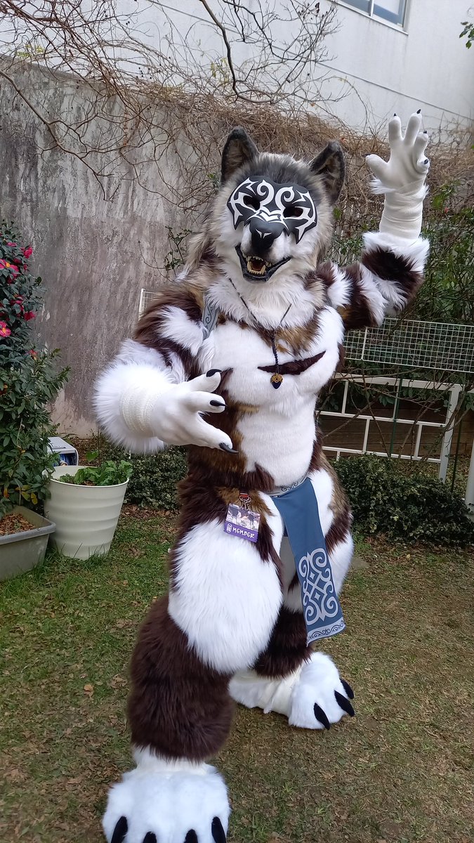 seitensourou's tweet image. ずっとずっと気になってた子④
牙吼座さん（@G4KUZA ）

TLでしか姿を見た事無くて今回会えると期待していたら、まさかのフル化！！
しかも出陣直前にエレベーターで遭遇！！✨🐺✨
初のツーショも頂けて大変光栄でした！！✨🙏✨