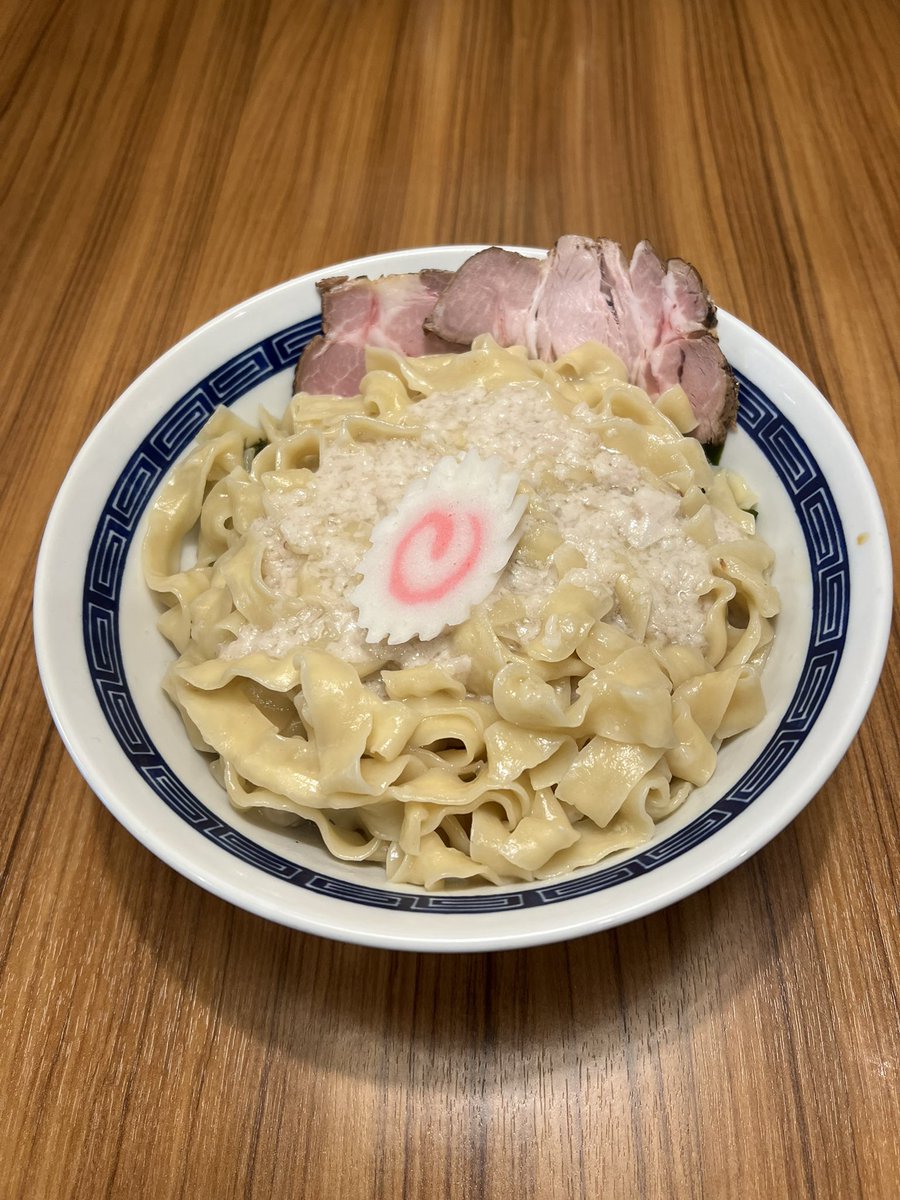 binbinbuta's tweet photo. 1月13日火曜日

〓特製つばめ〓

特製つばめ

特製あぶらそば

#びんびん豚
#戸田ラーメン
#戸田の美味しいラーメン
#燕三条インスパイア https://t.co/frDTkDbYoc