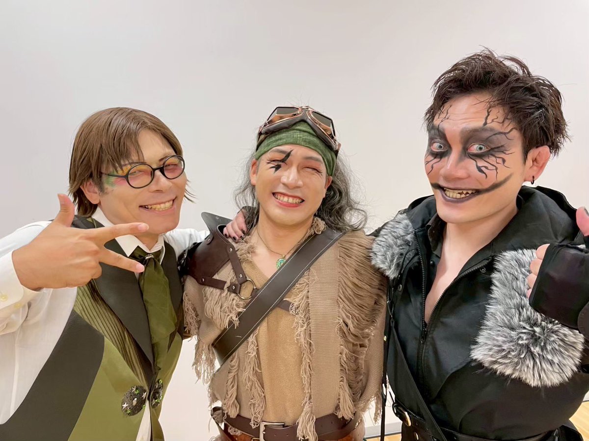 昨年、徳島県で話題を呼びました演劇ラボ・アンクラウンの第３回公演【沈黙の牙】の、ダイジェスト動画を公開中です。

youtu.be/stjgIyKsWLk?si…

僕も出演させていただきました！
ダイジェスト版をどうぞ！！