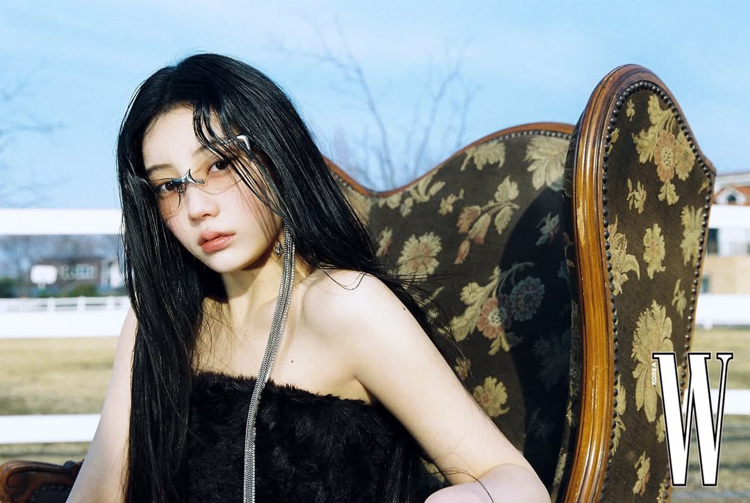 WonheeGlobal's tweet image. W Korea January 2026 Digital Cover with WONHEE #5 

#WONHEE #원희 #ILLIT #아일릿