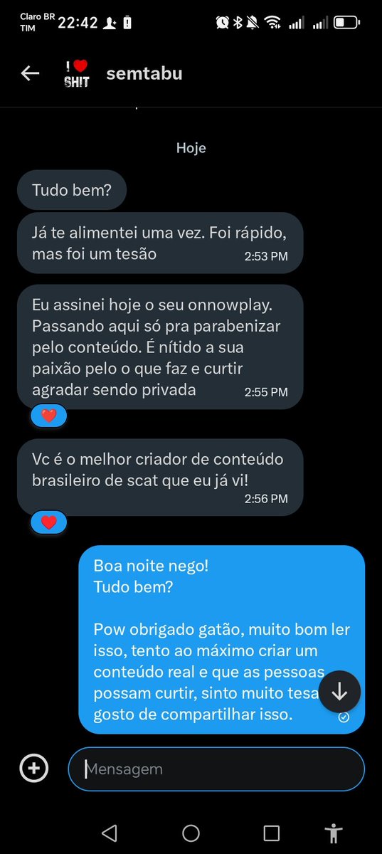Muito bom poder ler isso!
Eu não sou um bicho de 7 cabeças e nem uma pessoa famosa, sou só alguém que adora comer merda e gosto de compartilhar esse prazer com vocês!
Entao se você que quer me fornecer ou receber merda ou fuder com merda, só mandar uma DM, marcamos o melhor dia!
