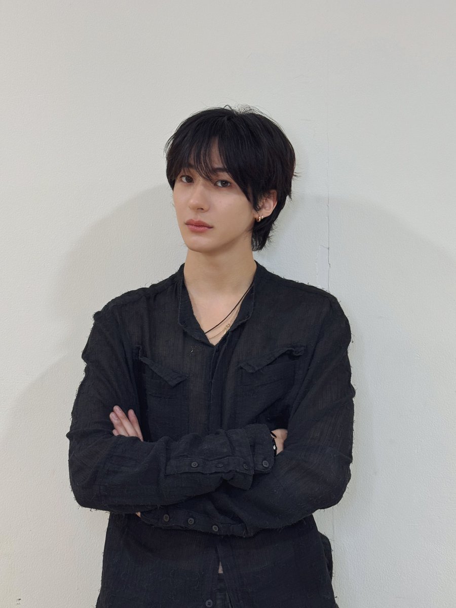 daintoiny's tweet image. anton weverse update