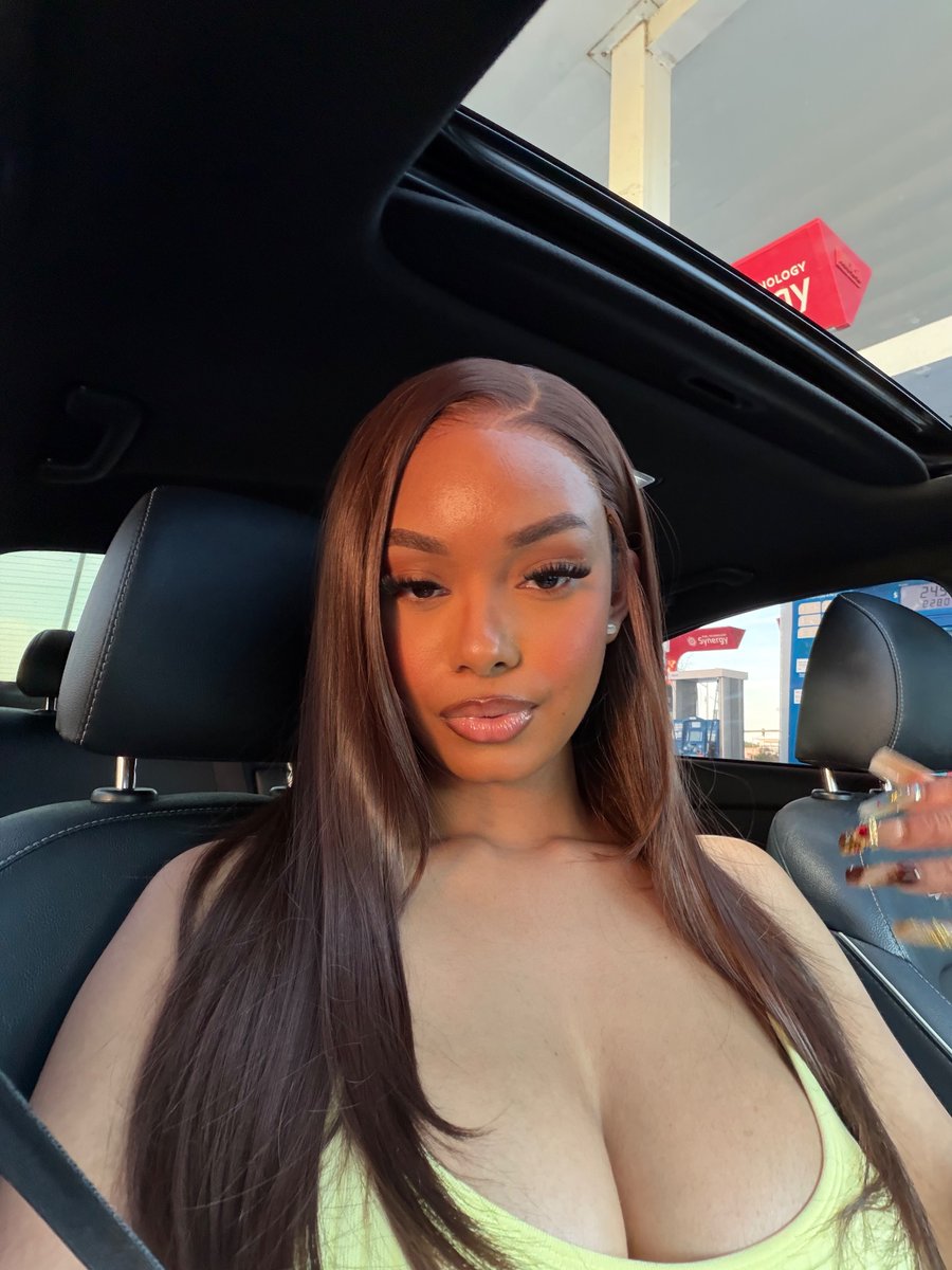 lani24kk's tweet image. need you all to myself