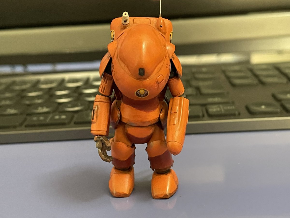 kazsarks2016's tweet photo. 生成AIを使って、自分が作った模型の写真を加工。こんな使い方も面白いです。さすがに動画にすると、元の写真で見えていないところが破綻しますが。加工は全てスマホの #Grok アプリです。 https://t.co/1kEj20zYiW