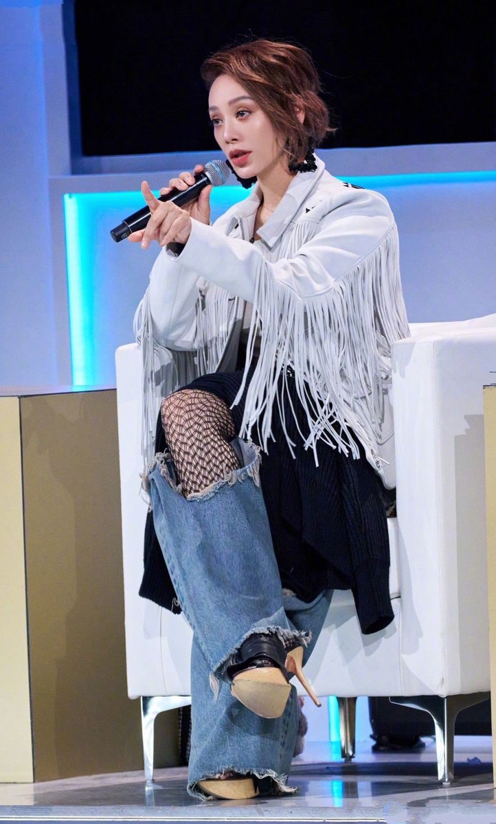 名腿网 Celebrity legs tweet media