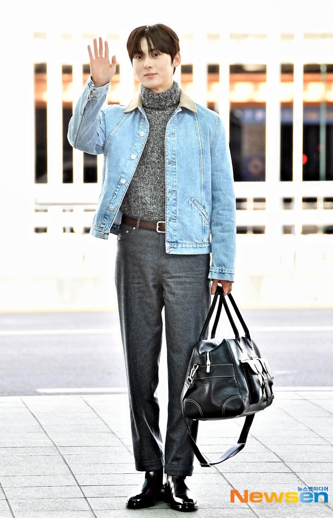 #황민현 

naver.me/5cq7hcNR
naver.me/5gYJF5L9
naver.me/FhfVUejj 
naver.me/xI1Mea8M