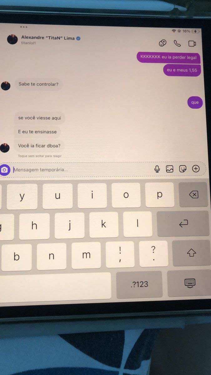 The true tweet media