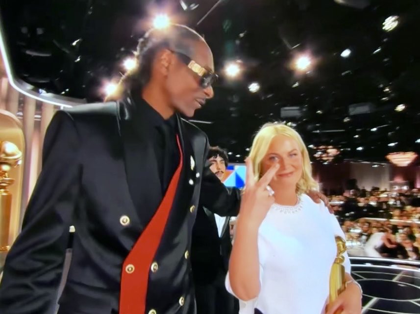 4everEO's tweet image. SHE IS EVERYTHING