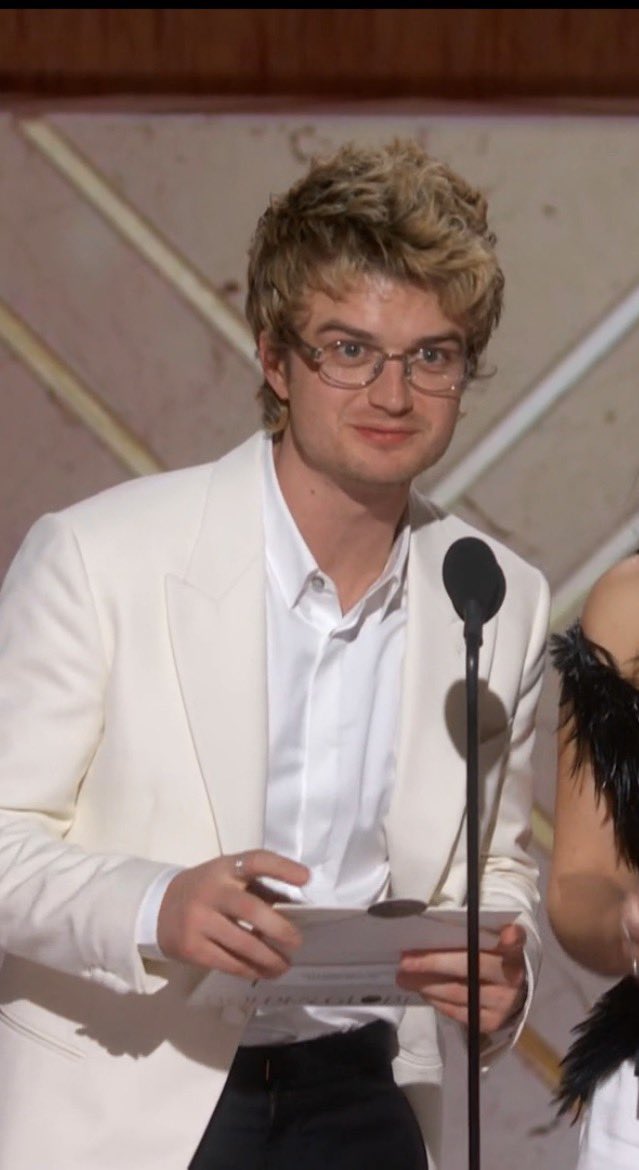 gaptoothgigi's tweet image. “golden from kpop demon hunters”