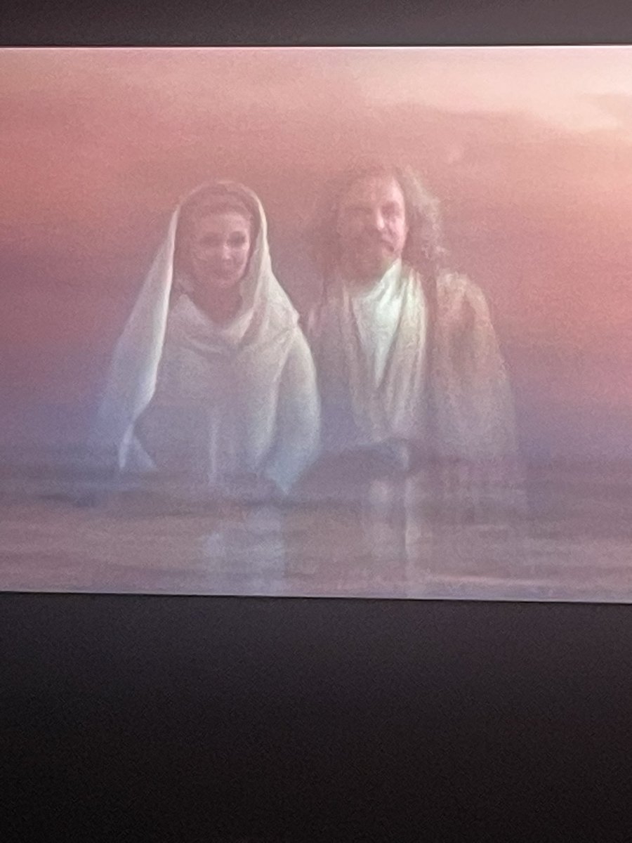 MCLima55's tweet photo. @MarkHamill watched Rise of Skywalker yet again…we need to find that courage, bring the Empire down. https://t.co/JS9pkxu30b