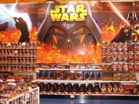 jtimsuggs's tweet image. It seriously cannot be overstated as to just how incredible the hype leading up to Revenge of the Sith was back in 2005.

You really couldn’t go anywhere without seeing posters of Darth Vader surrounded by flames and lava. Wish I could go back and live it all over again.