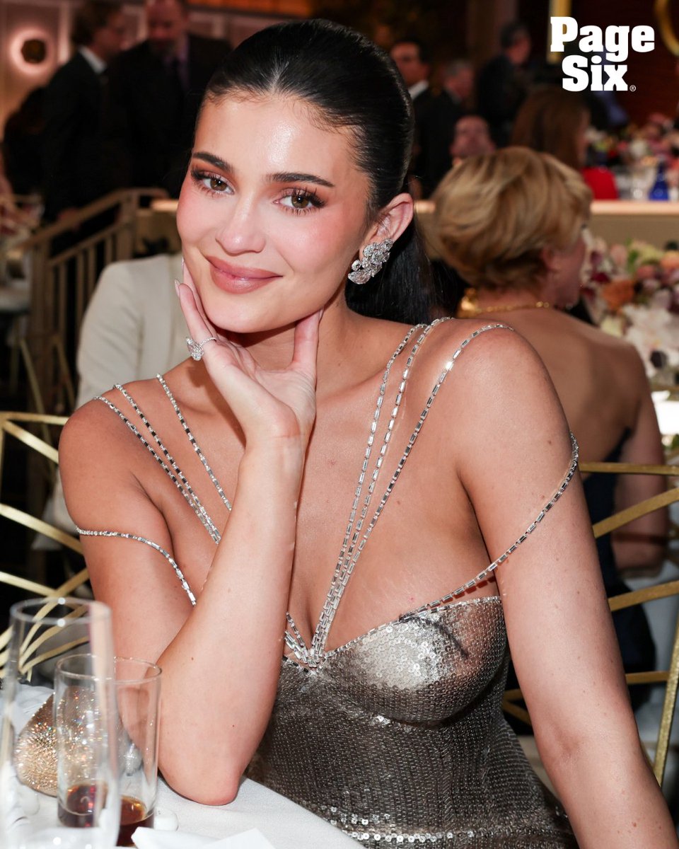 PageSix's tweet image. It's Kylie Jenner's world and we're just living in it at the 2026 Golden Globes. 😂 📸: Getty