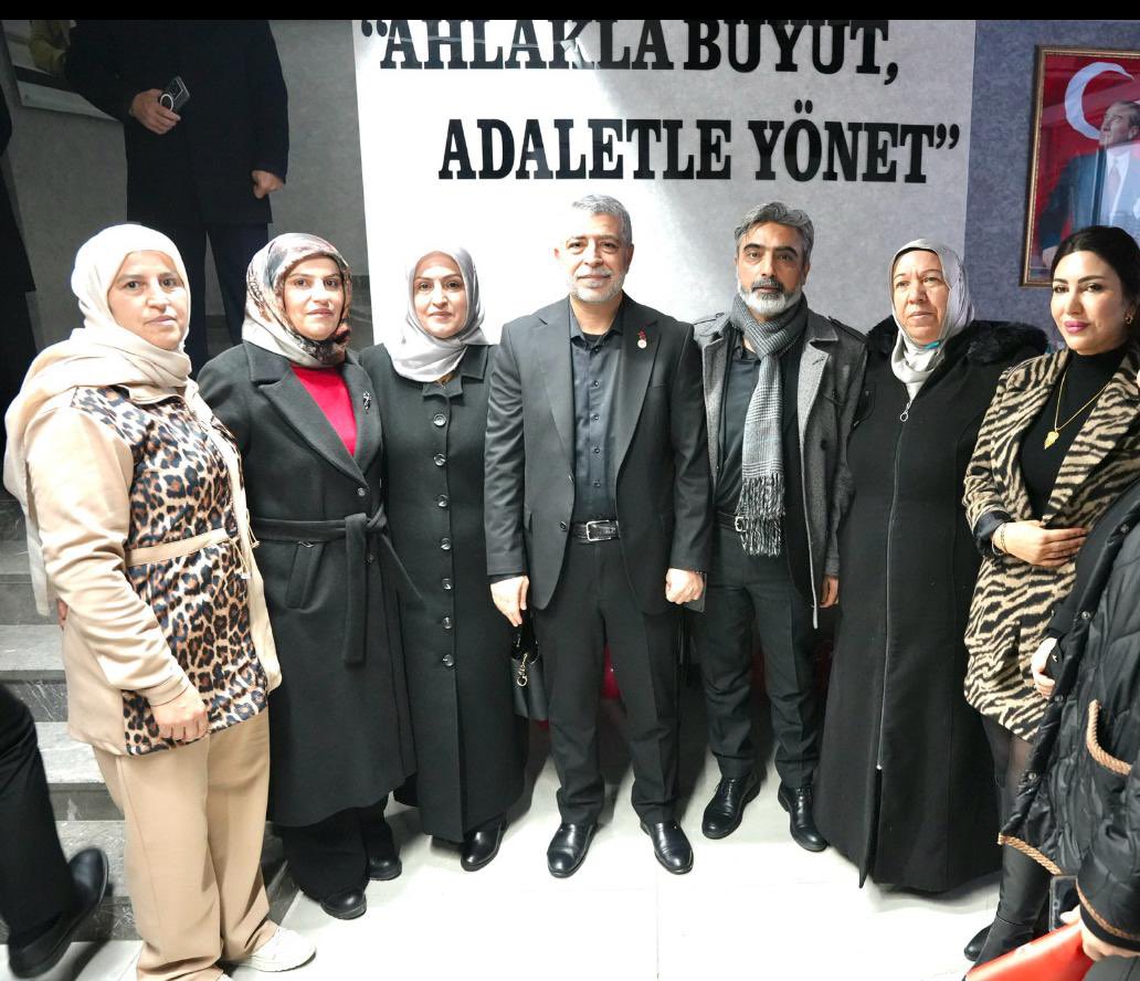 Acarberhat06's tweet photo. Yeni Yüzyıl Partisi Genel Başkanımız Sayın Mehmet Ali Arslan, Diyarbakır’da düzenlenen mini mitingde yer aldık.

Yeni Yüzyıl Partisi Genel Merkez Teşkilatlardan Sorumlu Başkan
Berhat ACAR🇹🇷 https://t.co/eigJF7AssO
