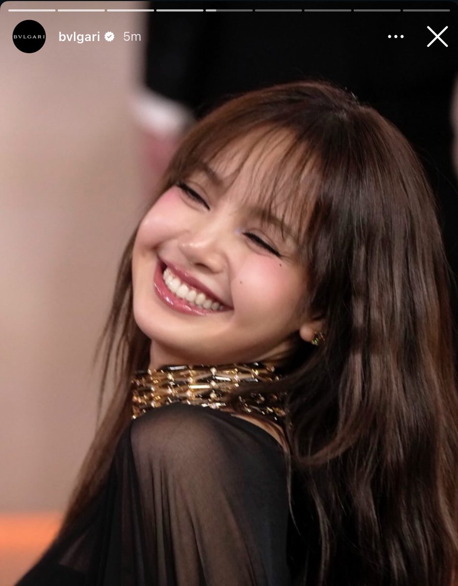 manobansot's tweet image. even bvlgari can’t resist her cuteness