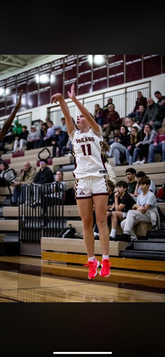 andreachase9's tweet image. So very proud of you @Addison_Chase3 ACL/MCL Recovery- your hard work and dedication is extremely admirable 💪 Excited to watch you do what you do best! Have so much fun!  ❤️🙏🏀 Senior yr! @DexterWBball @ericmchase   @rcanen23 @wadesworld32 @MIpremierbball 
Thank U Maki 4 photo!