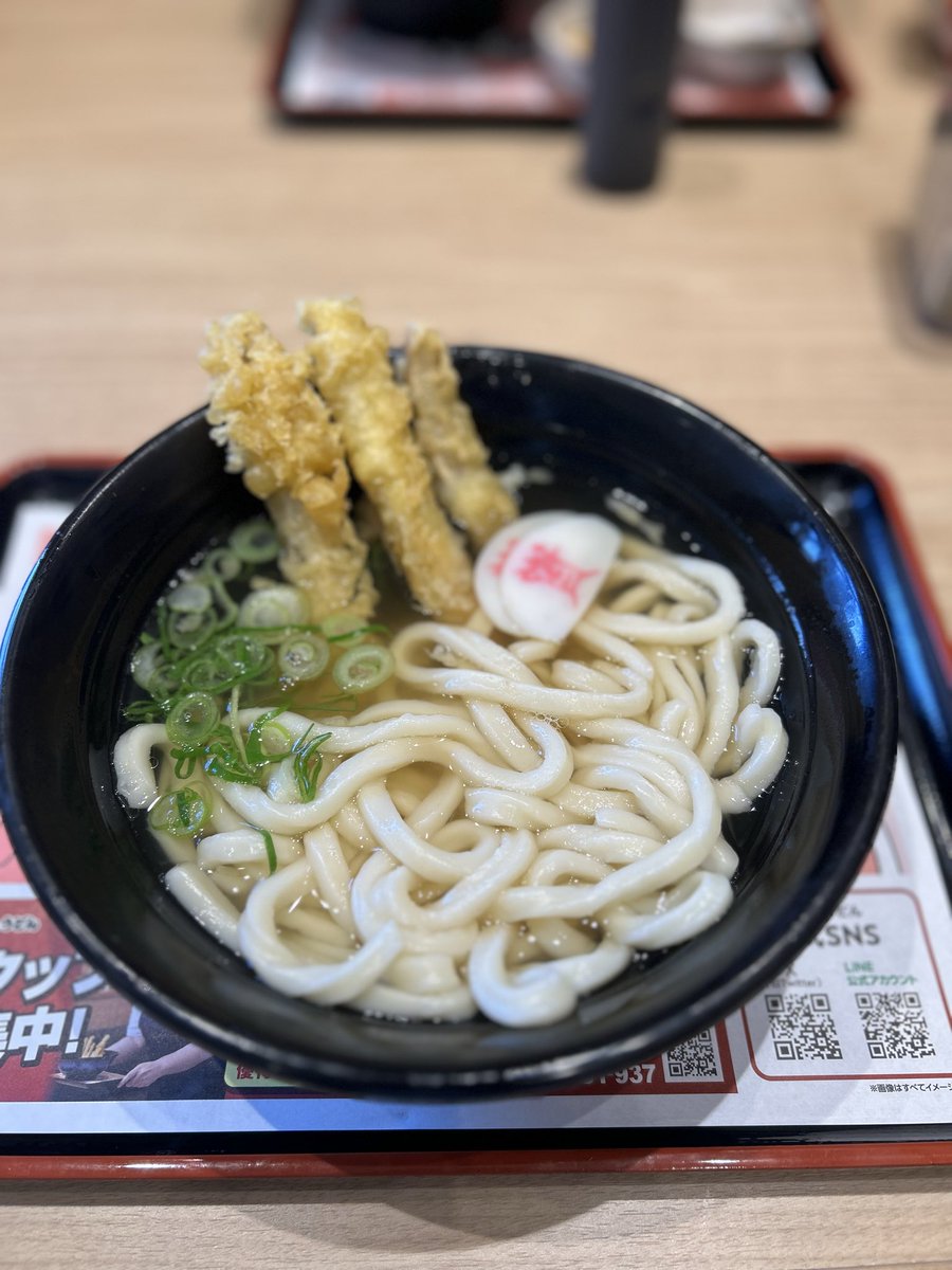 あのさぁ、俺福岡に2年弱住んでたんだけど？？

その俺にさぁ、資さんうどん行きたいって、おまっ…。舐めん無し。マジ舐めん無し。資さんとか何回も行ったこと有…

って、うまぁぁ！！