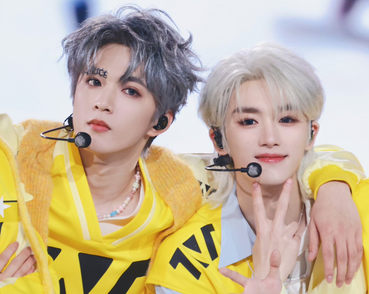 42°🌟 77乐 🫧•˳˖ tweet media