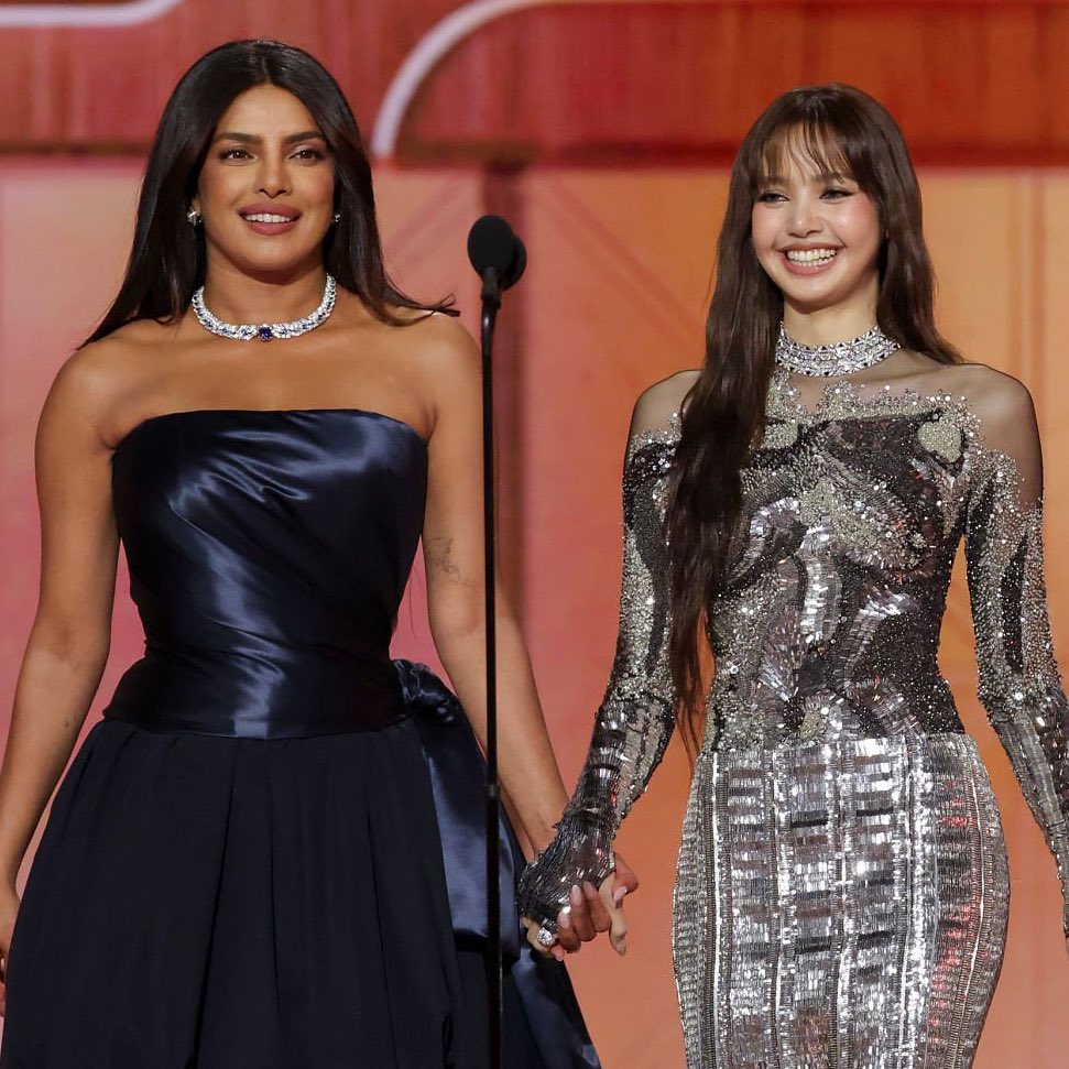 lalisahourIy's tweet image. lisa and priyanka are literally the hottest duo