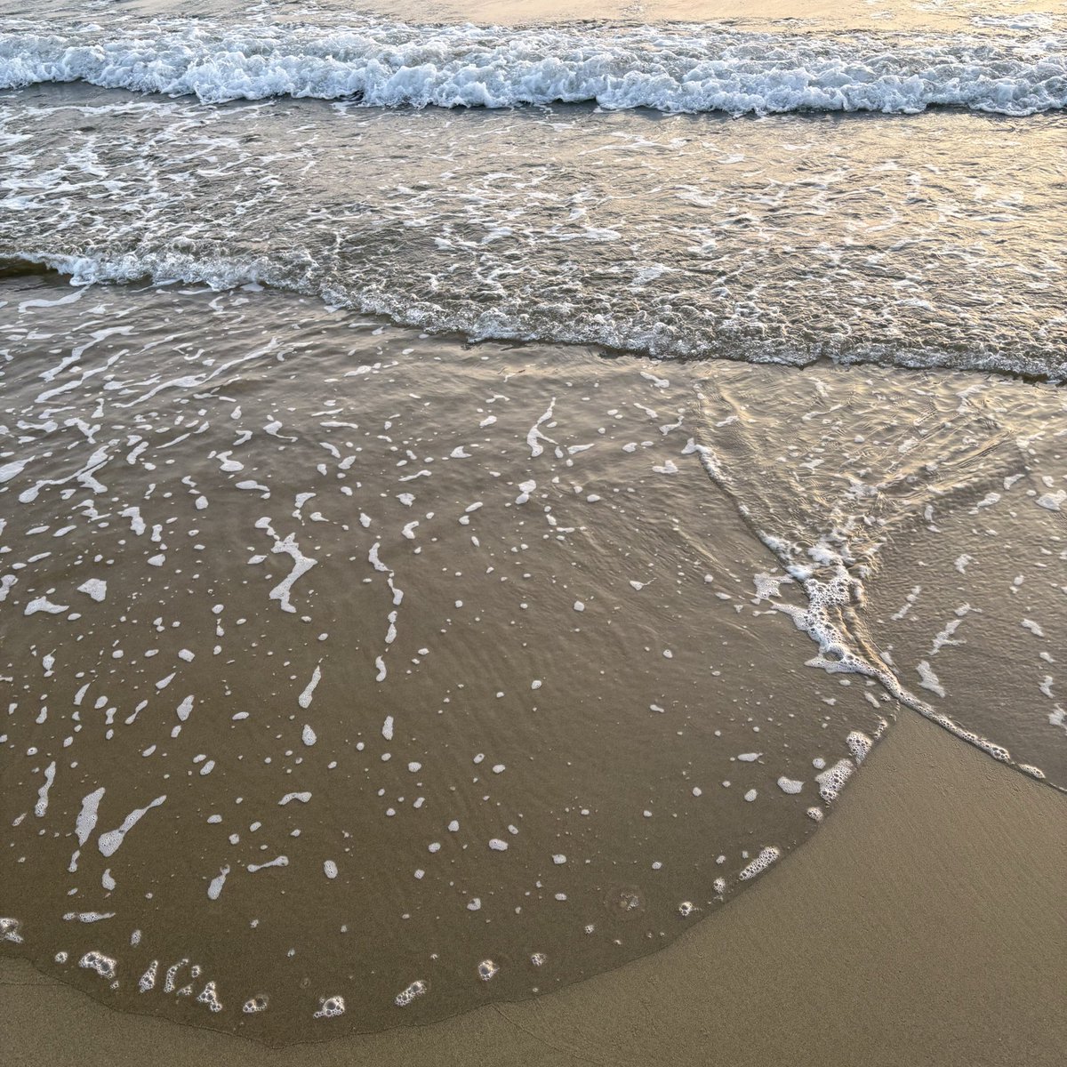 shiixlu's tweet photo. 🌊🌃✨❣️ https://t.co/Wy3TgG4bbf